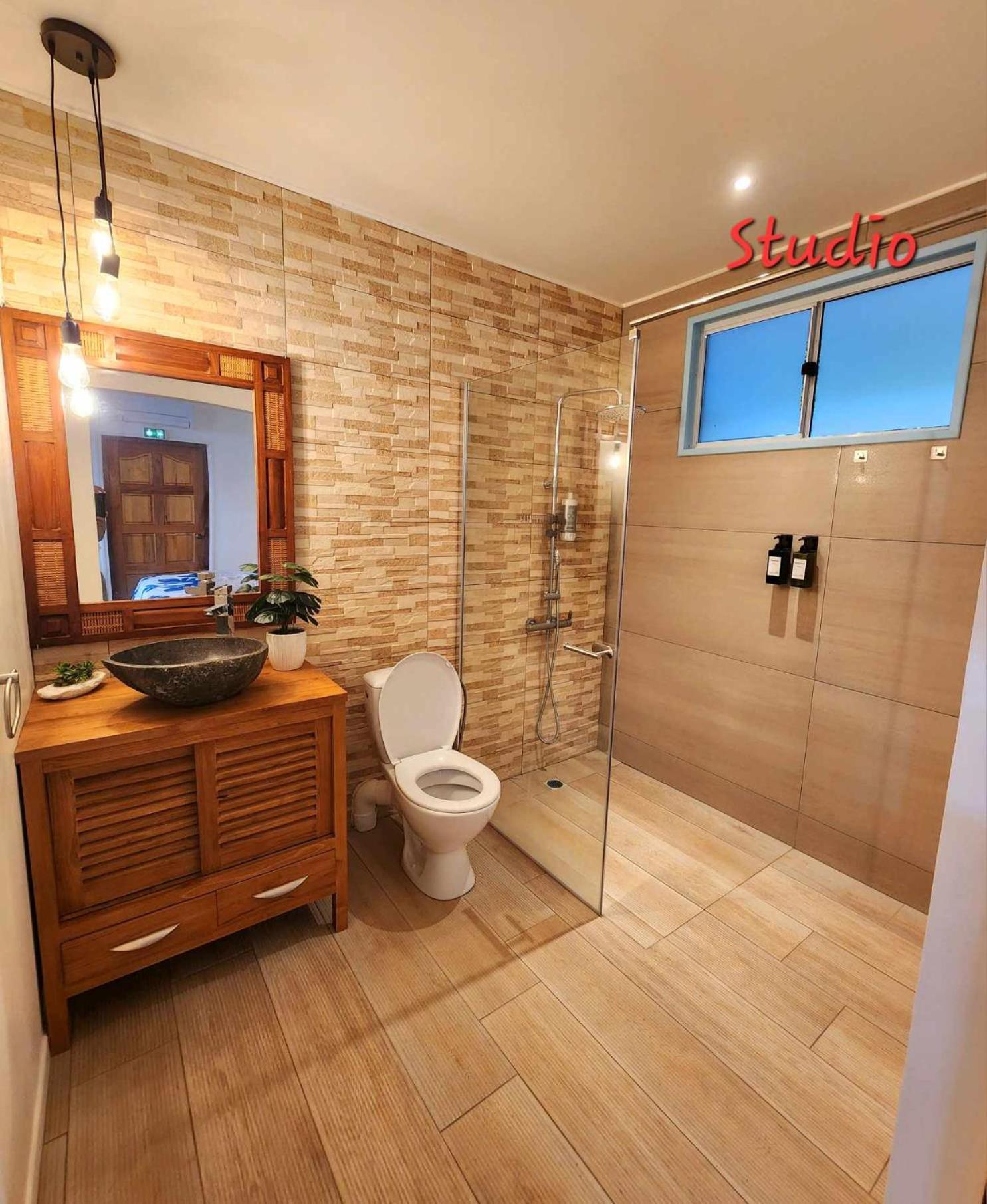 Studio Bord De Mer Fare Tahitea Pension Taputapuapea Exterior photo